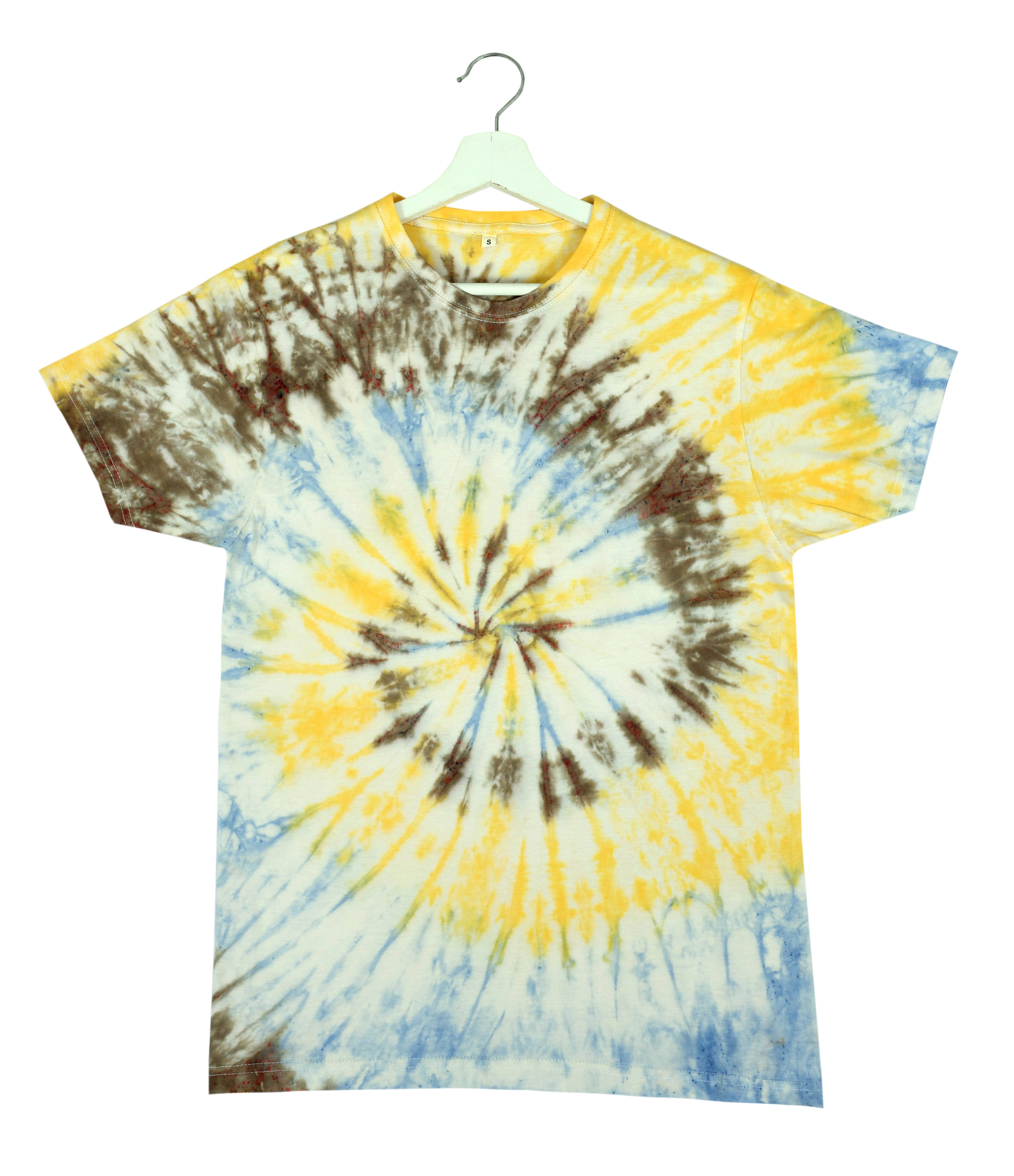 Kutaweav adult unisex tie dye t-shirt.