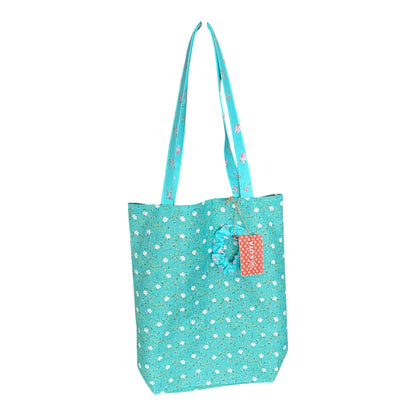 Tote bags Floral Edition with coordinated scrunchies.